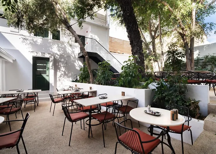 Szálloda Kentrikon 1924 Boutique Hotel, Old Town Paphos